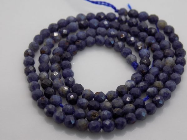 Saphir bleu facettes, dimension perles 2*3 mm